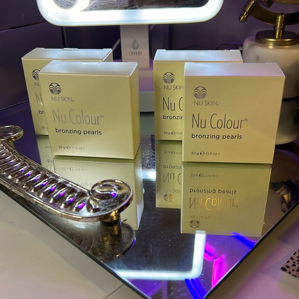 (1) Nu Colour Bronzing Pearls